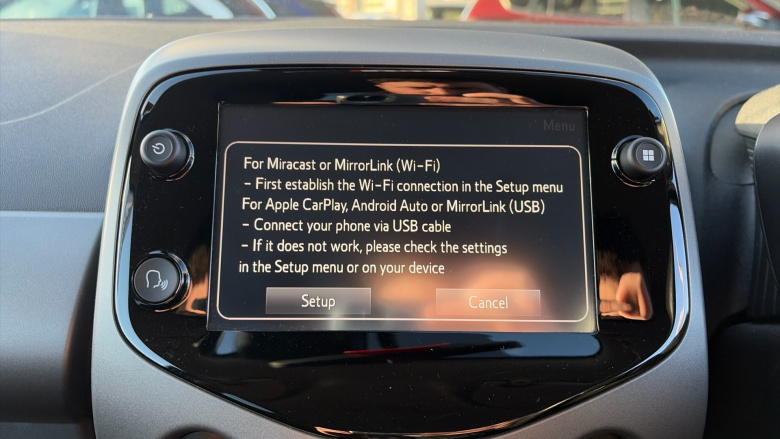 Toyota Aygo 1.0 VVT-i X-Clusiv 5dr x-shift Petrol Hatchback